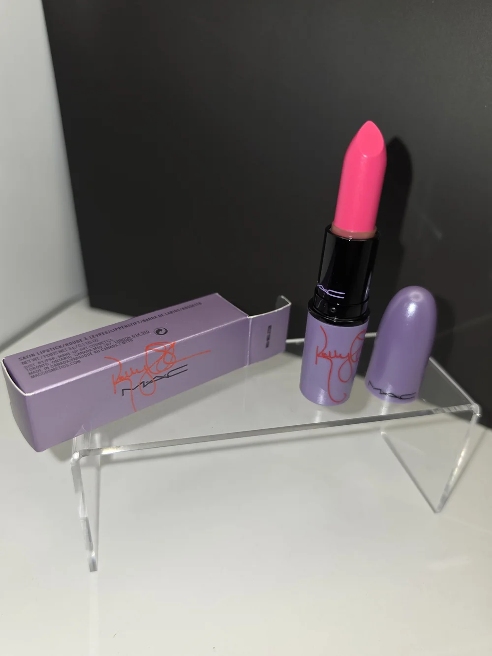 LIMITED EDITION MAC × OSBOURNE COLLECTION LIPSTICK- 